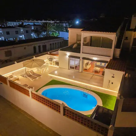 Magnolias- With Private Pool & Bbq * Corralejo