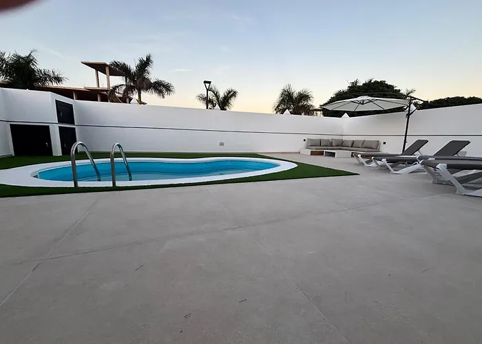 Magnolias -villa Adosada Con Piscina Privada. Lägenhet *